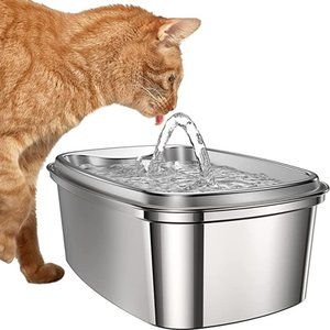 Pet Fountain - New with Box